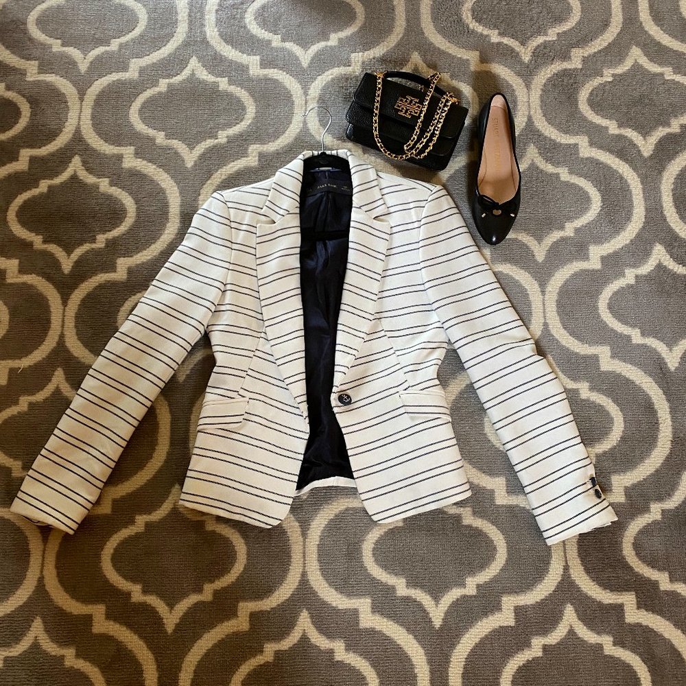 [SOLD ON DIFFERENT PLATFORM] Zara Nautical White Striped Blazer